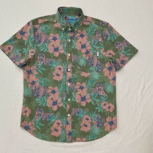 Chubbies Hawaiian Shirt Mens Medium Pink Green Floral Tiger Button Up Aloha